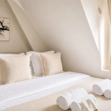 Opera Apartment Paris